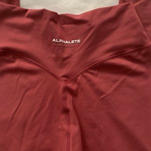 Alphalete leggings :)